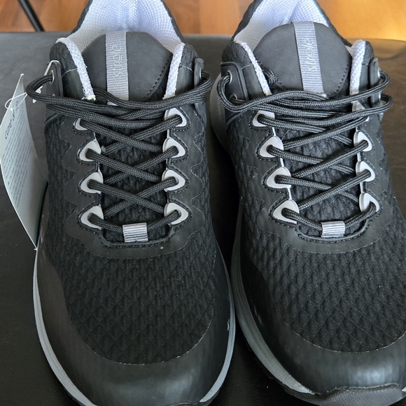 Strole shoes - Picture 4 of 7